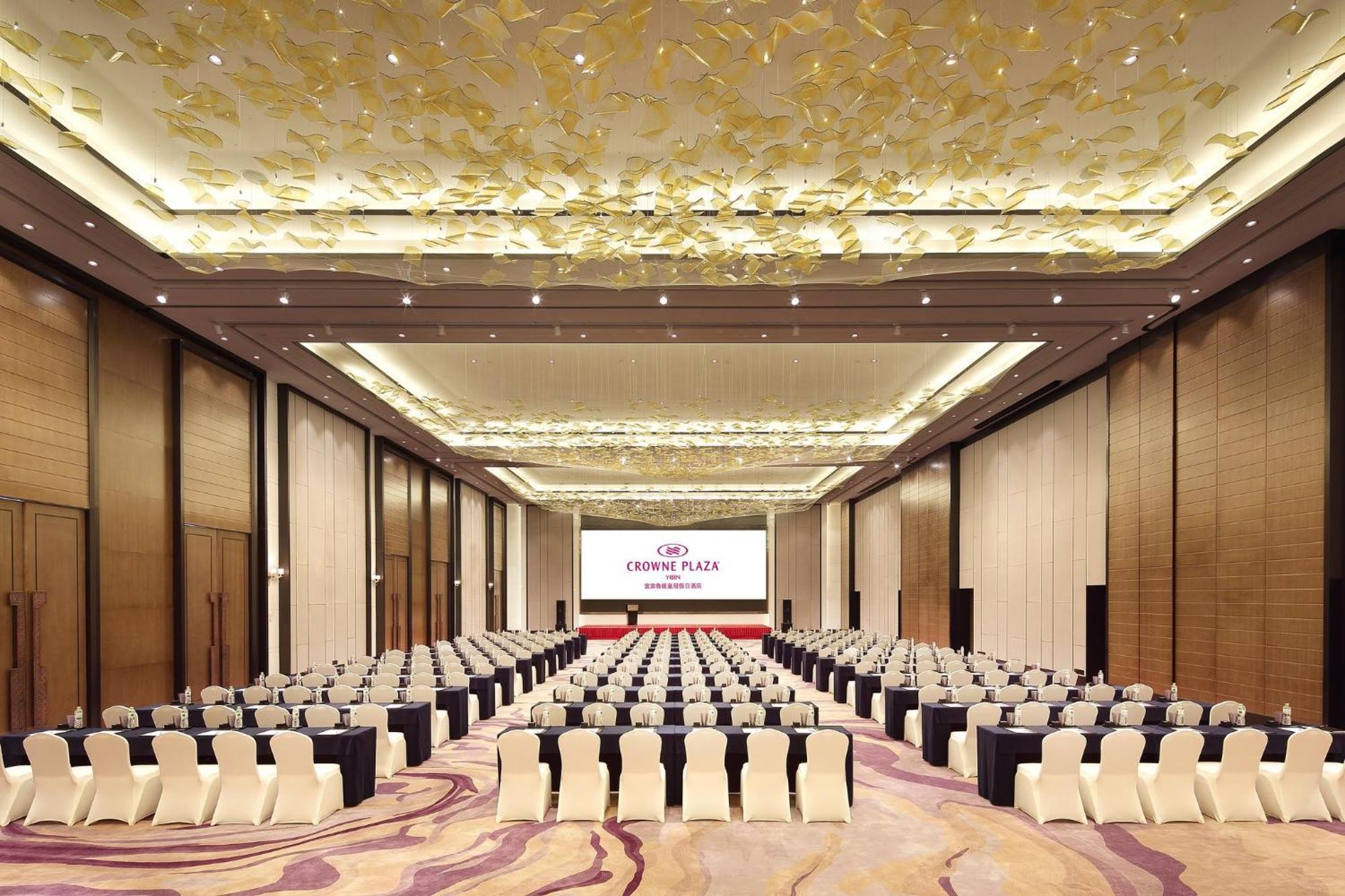 Hotel Crowne Plaza Yibin By Ihg Extérieur photo