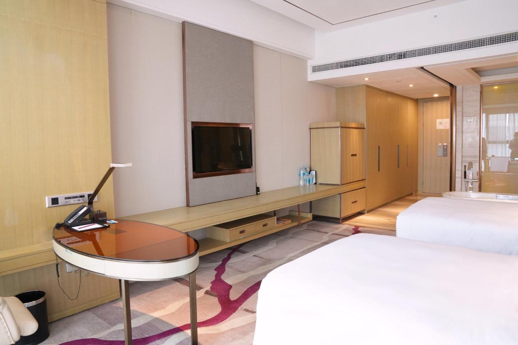 Hotel Crowne Plaza Yibin By Ihg Extérieur photo